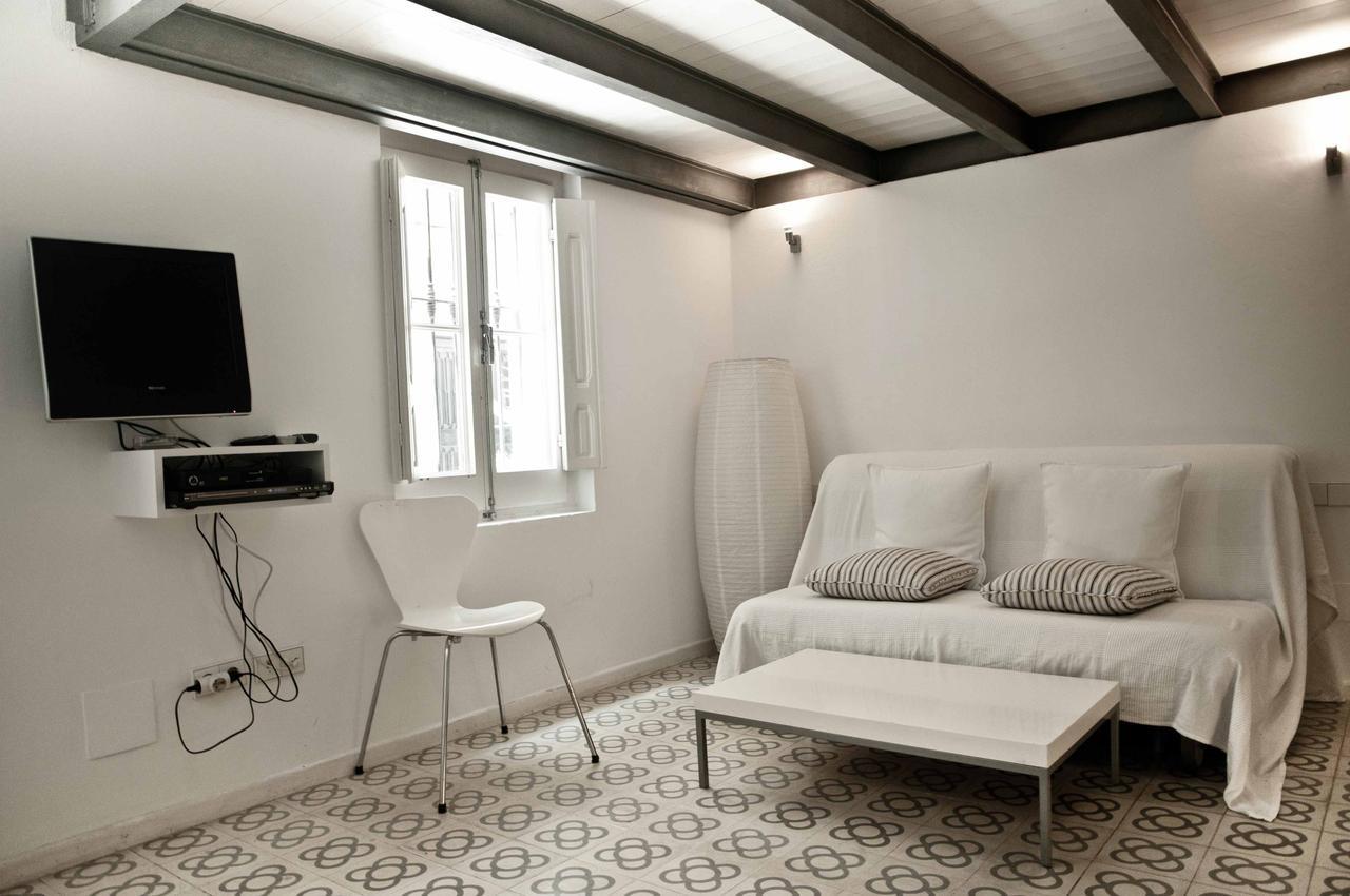 Barceloneta Suites Apartments Market — Photos 3